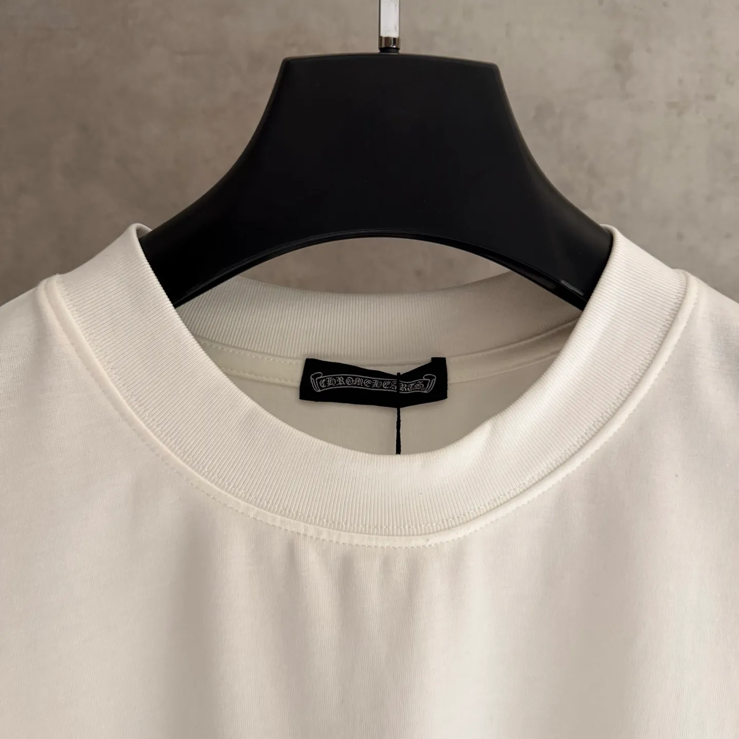 🅿️200 [Strict quality control] CH Croixin's new tank top T-shirt. The fabric is made of 280 grams of high-quality long-staple cotton blend. It is soft and breathable while retaining the original support. Digital direct injection process is used on the front and back to restore the color of the pattern itself. Black and white 2 colors. Size: S-XL